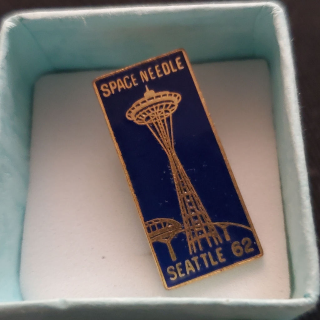 Vintage Seattle Space Needle Pin . 1962 World's Fair Momento